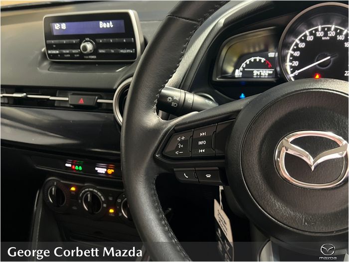 Mazda 2 2021