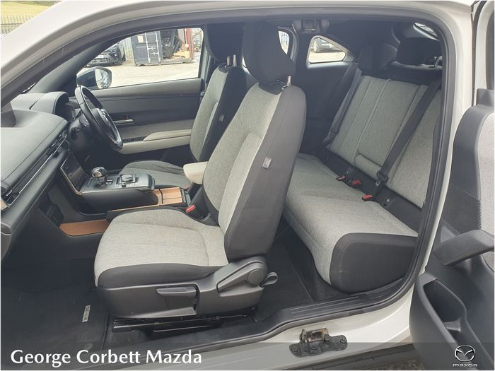 Mazda MX-30 2022