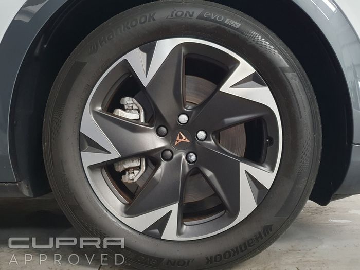 Cupra Tavascan 2025