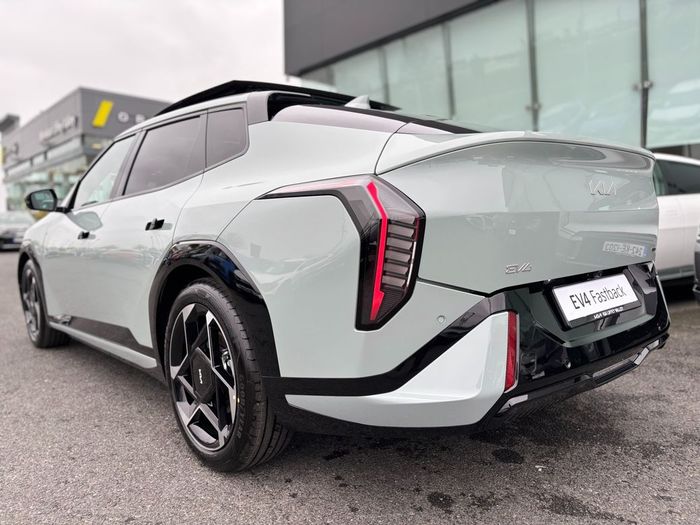 Kia EV4 2026