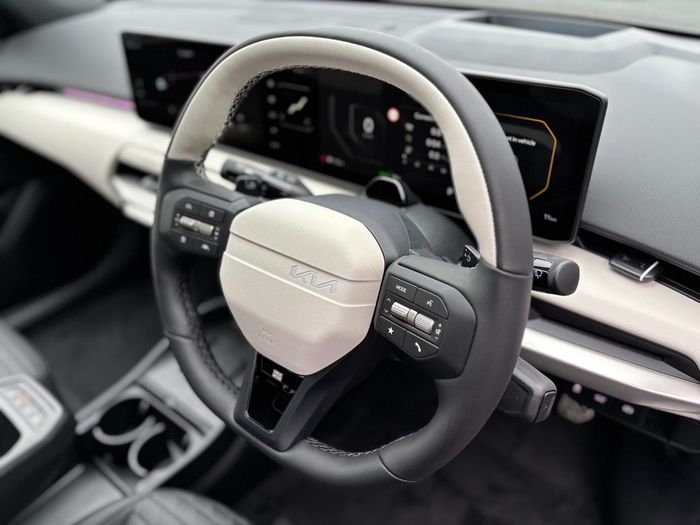 Kia EV4 2026