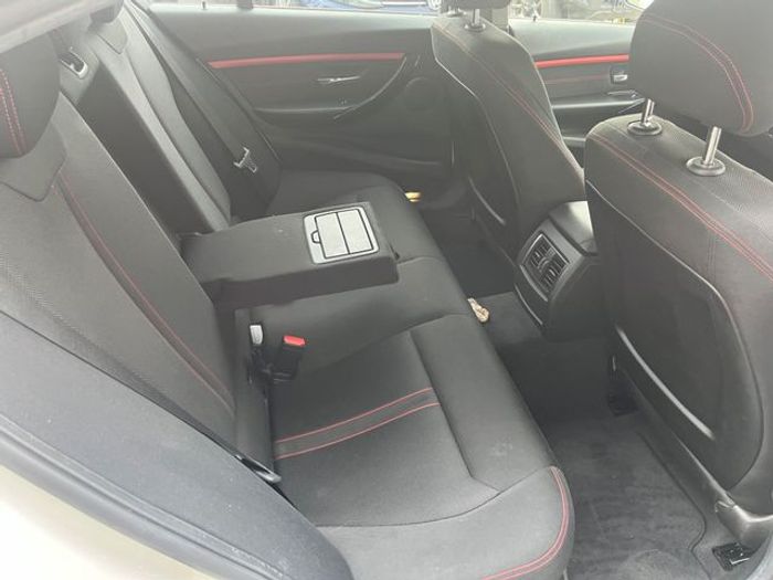BMW 3 Series 2016