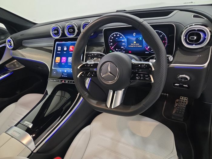 Mercedes-Benz GLC 2025