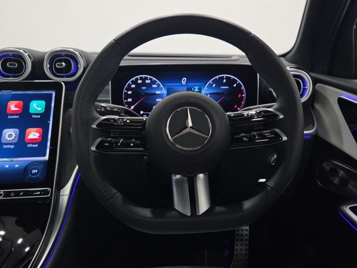Mercedes-Benz GLC 2025