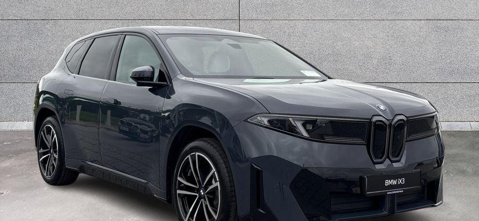 BMW iX3 2026