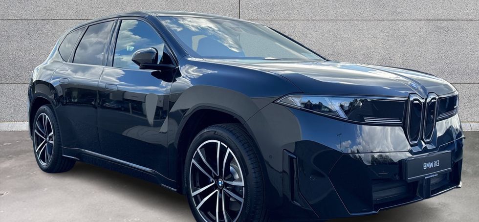 BMW iX3 2026