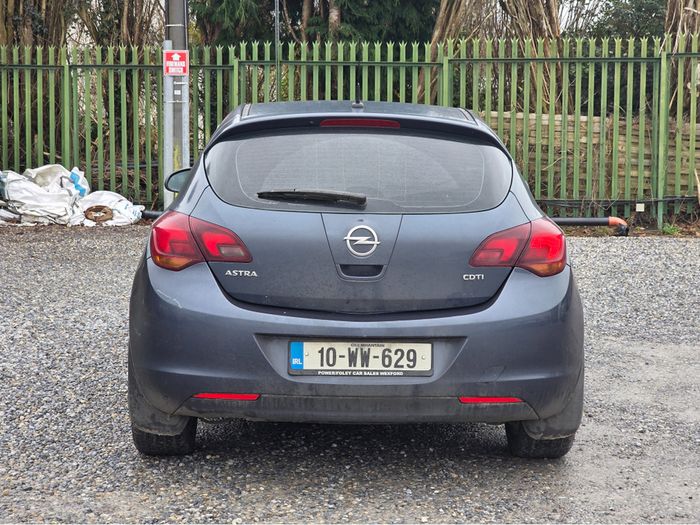 Opel Astra 2010