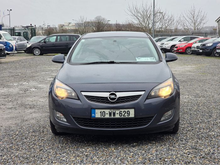 Opel Astra 2010