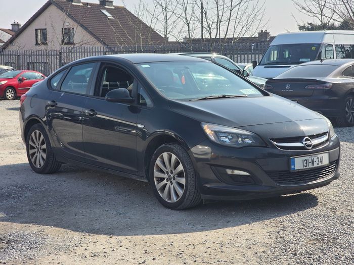 Opel Astra 2013