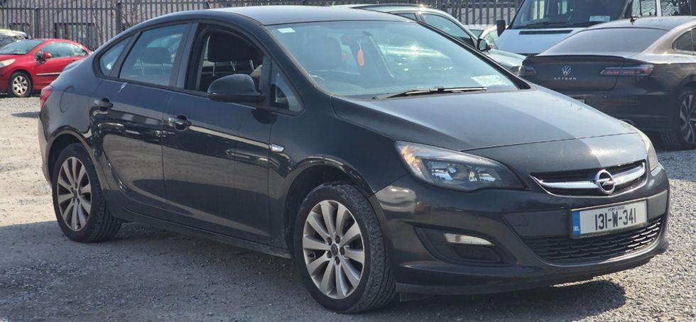 Opel Astra 2013