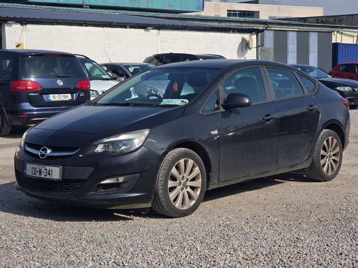 Opel Astra 2013