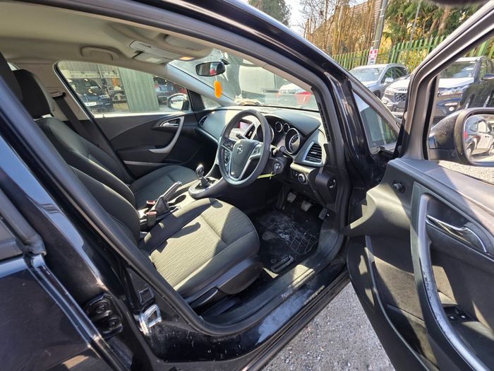 Opel Astra 2013