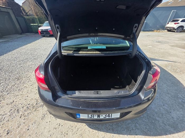 Opel Astra 2013