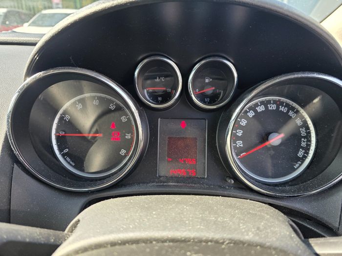 Opel Astra 2013