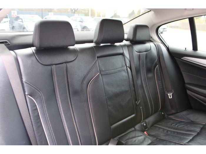 BMW 5 Series 2022