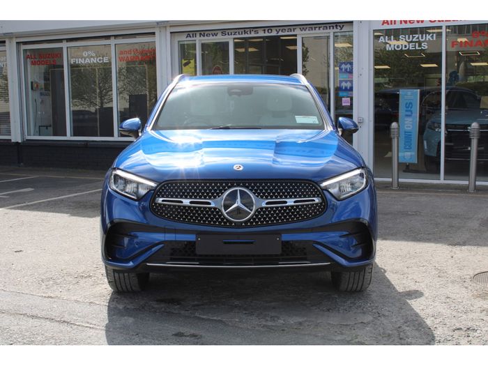 Mercedes-Benz GLC-Class 2025