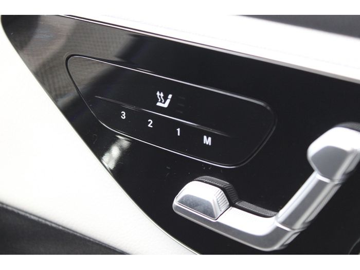Mercedes-Benz GLC-Class 2025