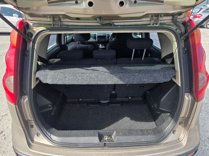 Nissan NOTE 2006