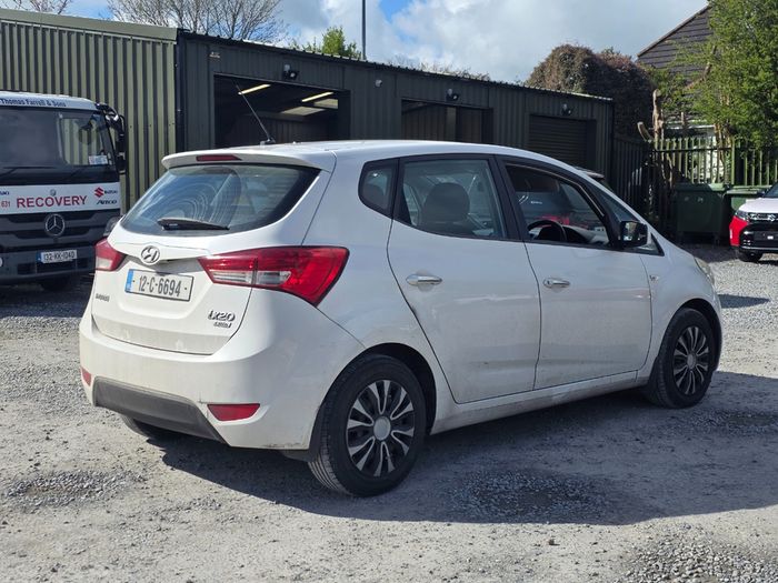 Hyundai ix20 2012