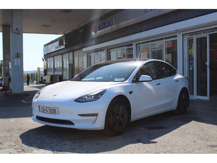 Tesla Model 3 2023