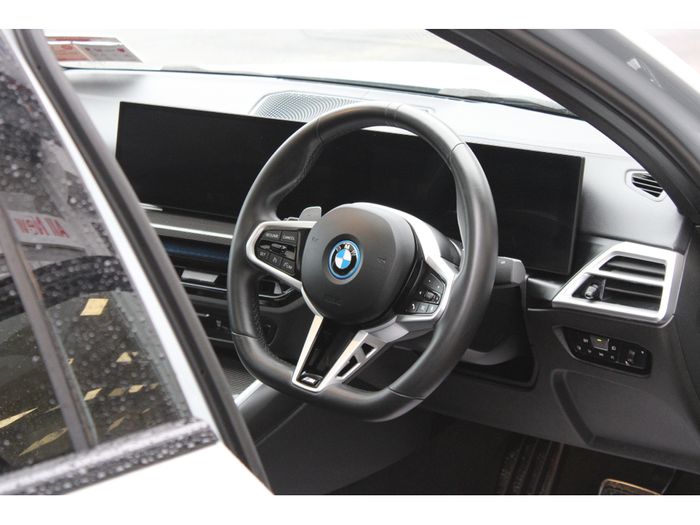 BMW 3 Series 2025