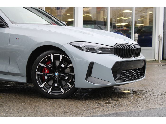 BMW 3 Series 2025