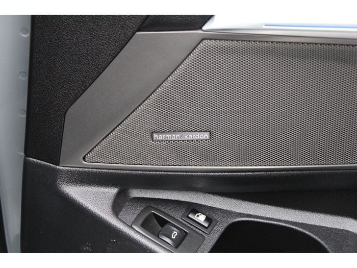 BMW 3 Series 2025