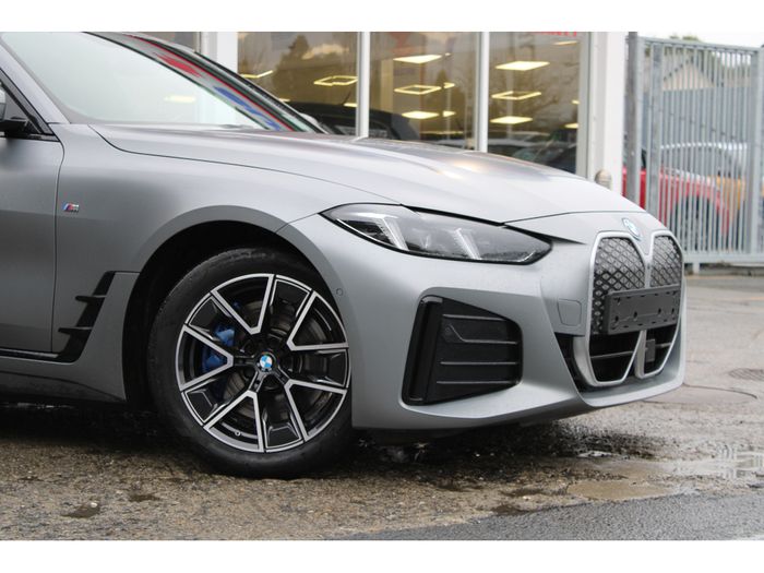 BMW i4 2025