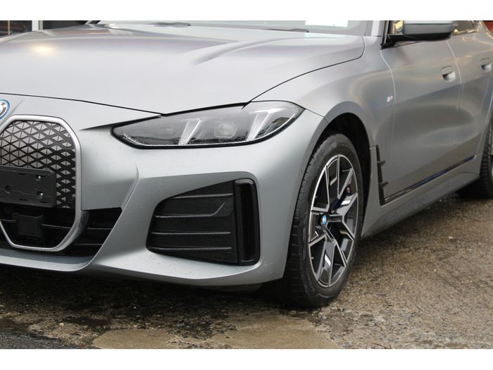 BMW i4 2025