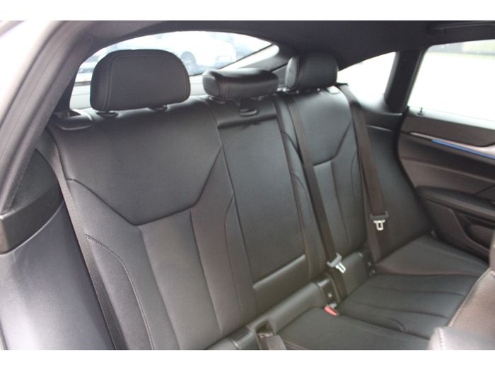 BMW i4 2025