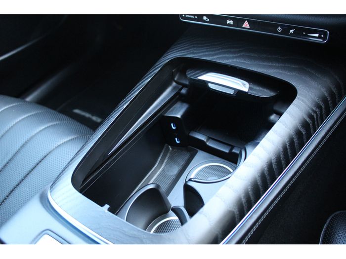 Mercedes-Benz E-Class 2024