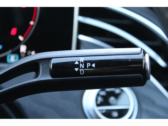 Mercedes-Benz E-Class 2024