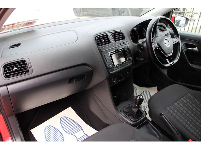Volkswagen Polo 2016
