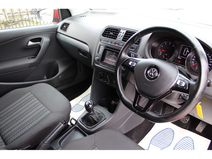 Volkswagen Polo 2016