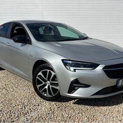 Opel Insignia 2022