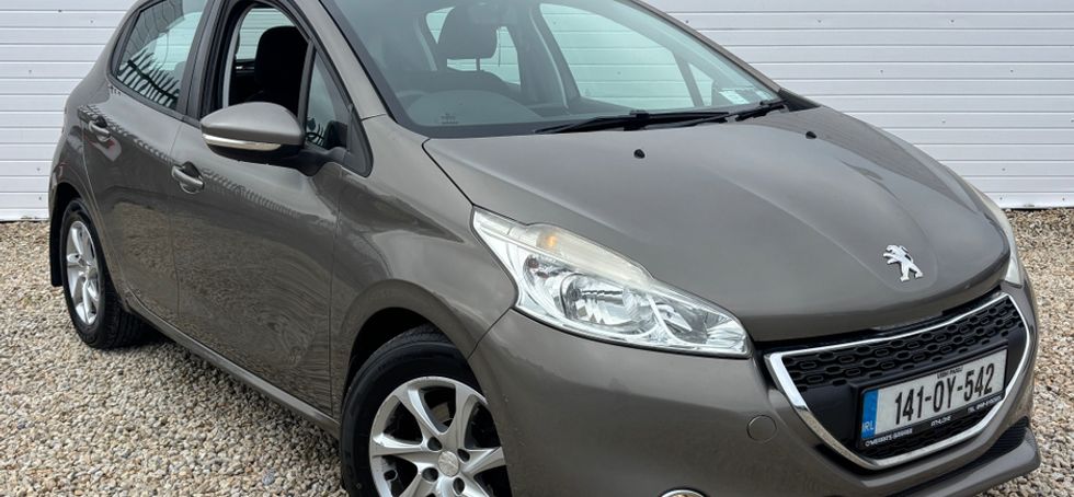 Peugeot 208 2014