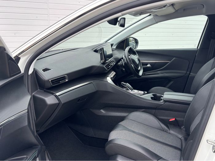 Peugeot 3008 2022