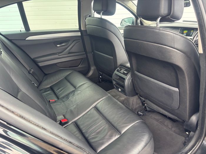 BMW 5 Series 2011