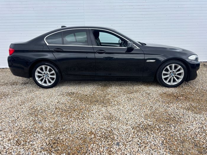 BMW 5 Series 2011