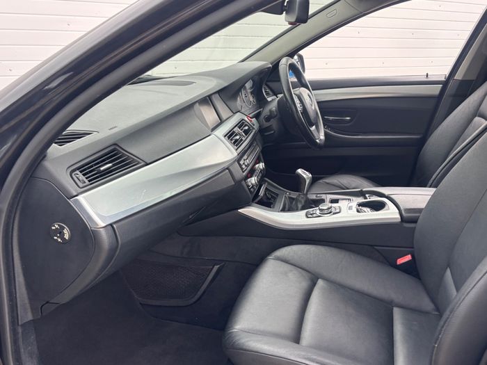 BMW 5 Series 2011