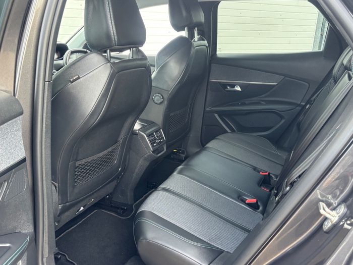 Peugeot 3008 2022