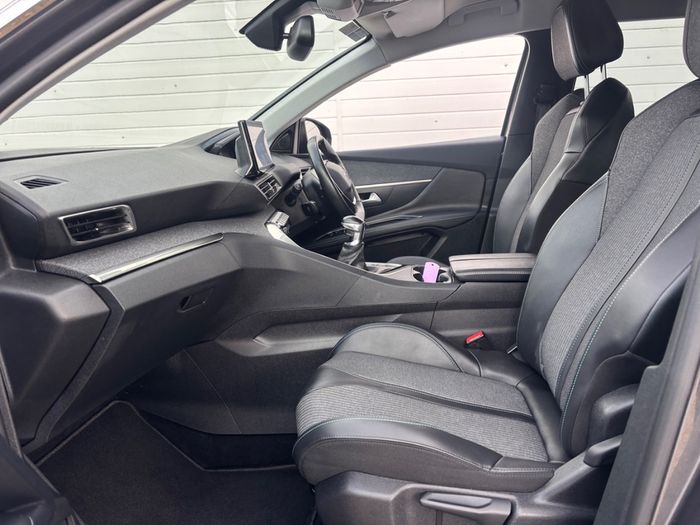 Peugeot 3008 2022