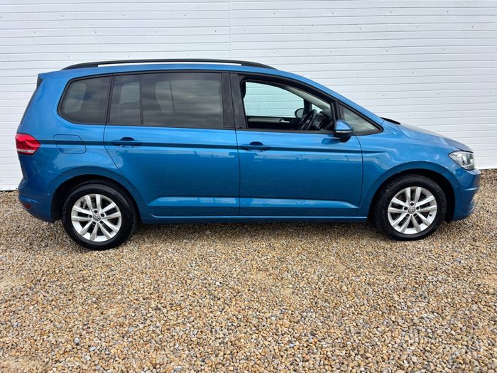 Volkswagen Touran 2016