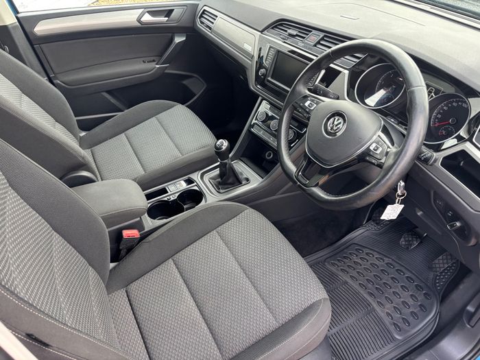 Volkswagen Touran 2016