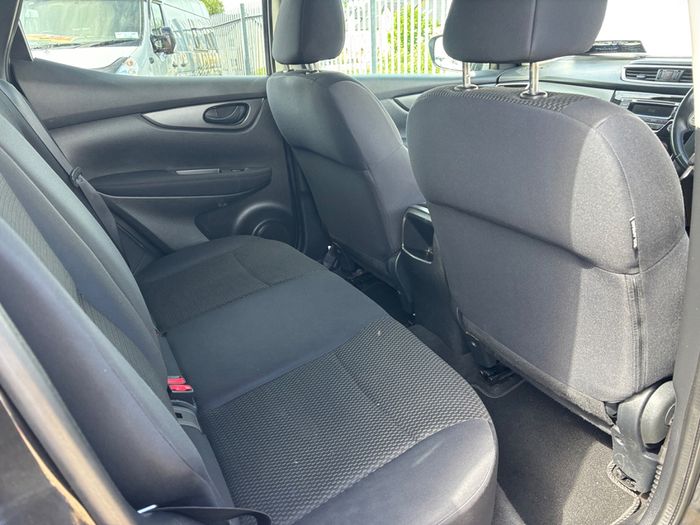 Nissan QASHQAI 2015
