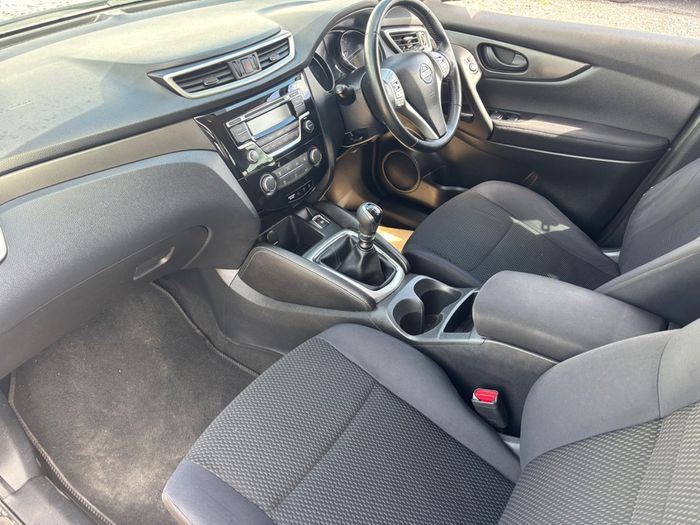 Nissan QASHQAI 2015