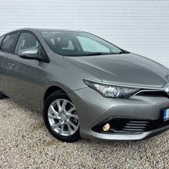 Toyota Auris 2016