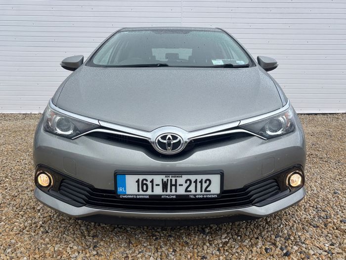 Toyota Auris 2016