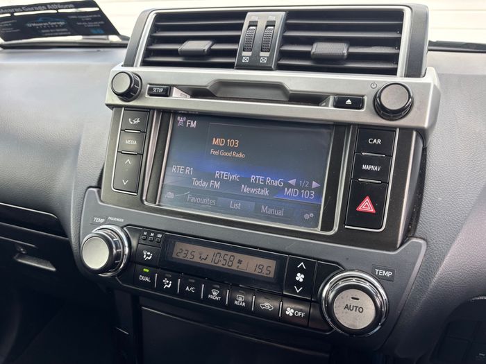 Toyota Landcruiser 2015