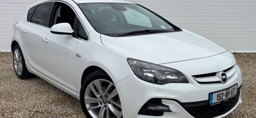 Opel Astra 2015